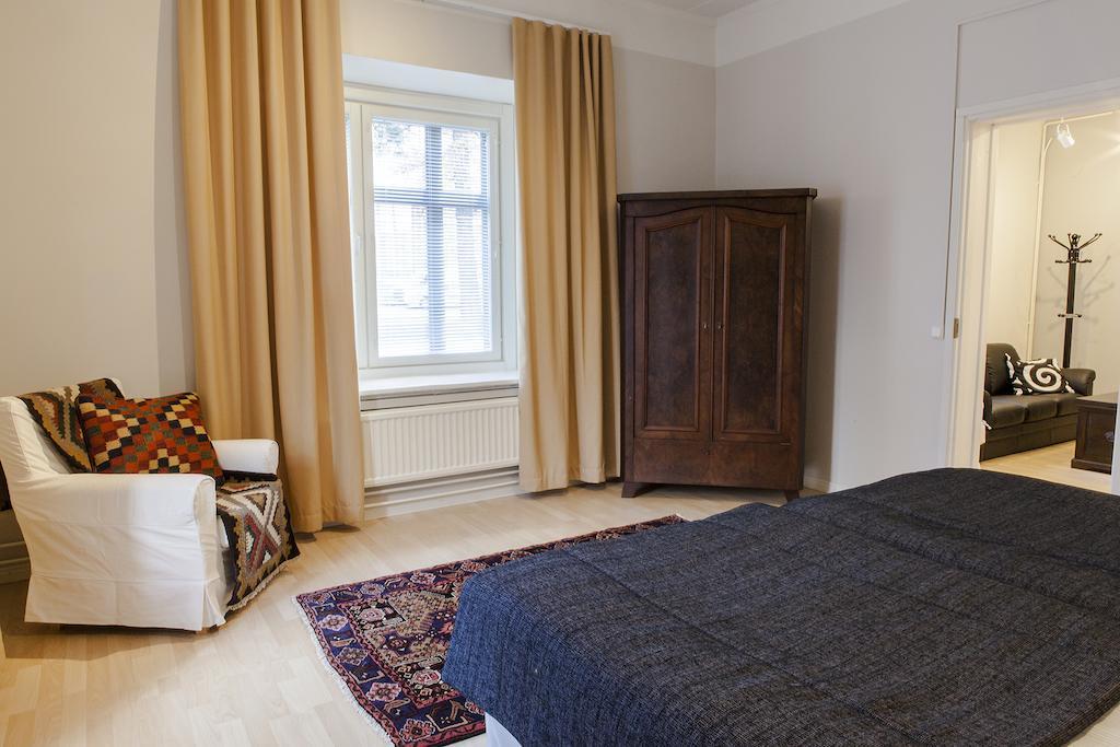 Hotelli Ville Apartment Τάμπερε Δωμάτιο φωτογραφία