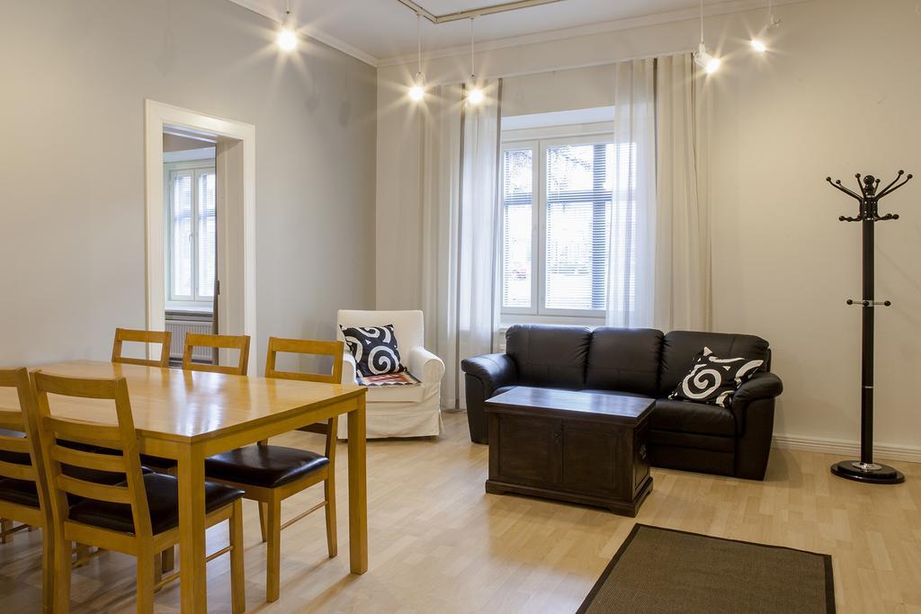 Hotelli Ville Apartment Τάμπερε Δωμάτιο φωτογραφία