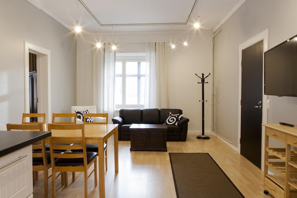 Hotelli Ville Apartment Τάμπερε Δωμάτιο φωτογραφία